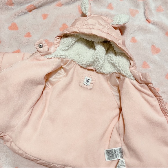 SOLD Baby Gap Pink and White Polkadots Puffer Jacket 6-12M - Picture 5 of 7